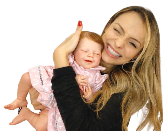 Simone Fortuna com bebê reborn