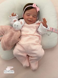 Bebê April - ESGOTADA - Clique para Encomendar